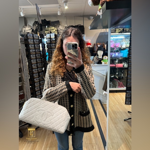 Chanel Caviar Mini Boston Satchel - Picture 15 of 16